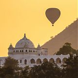 Balloon over Pushkar